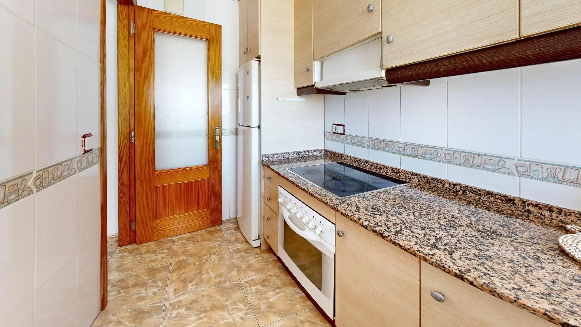 Cocina de Apartamento en venta en Torrevieja con Amueblado, Balcón y Piscina comunitaria