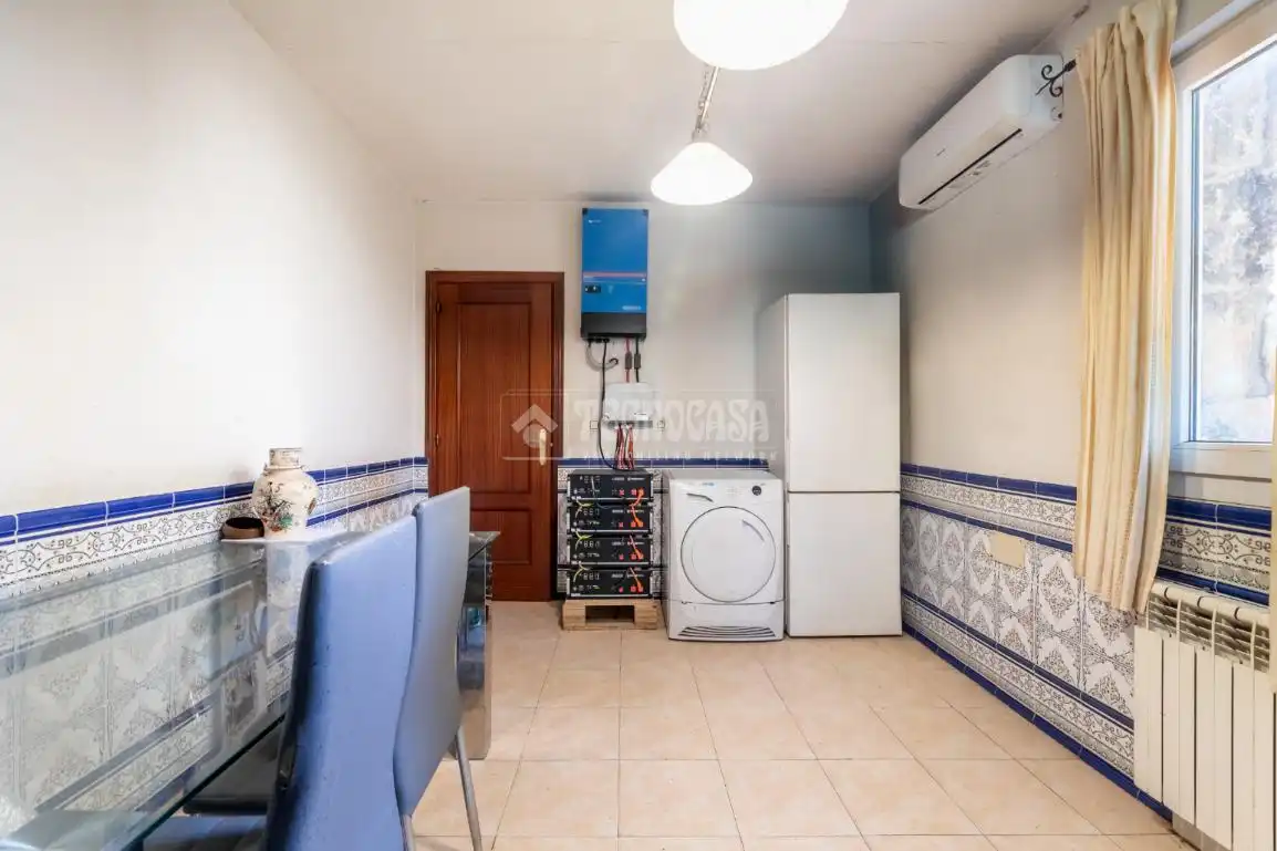 Cuina de Casa o xalet en venda en Las Rozas de Madrid amb Aire condicionat, Calefacció i Terrassa