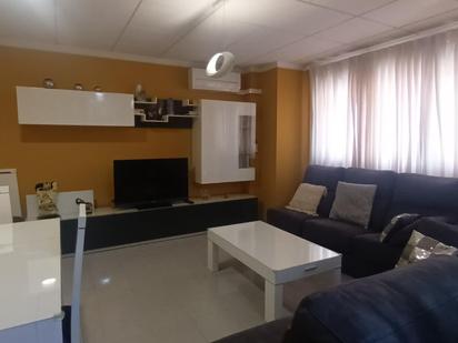 Living room of Flat for sale in Villena  with Heating and Storage room