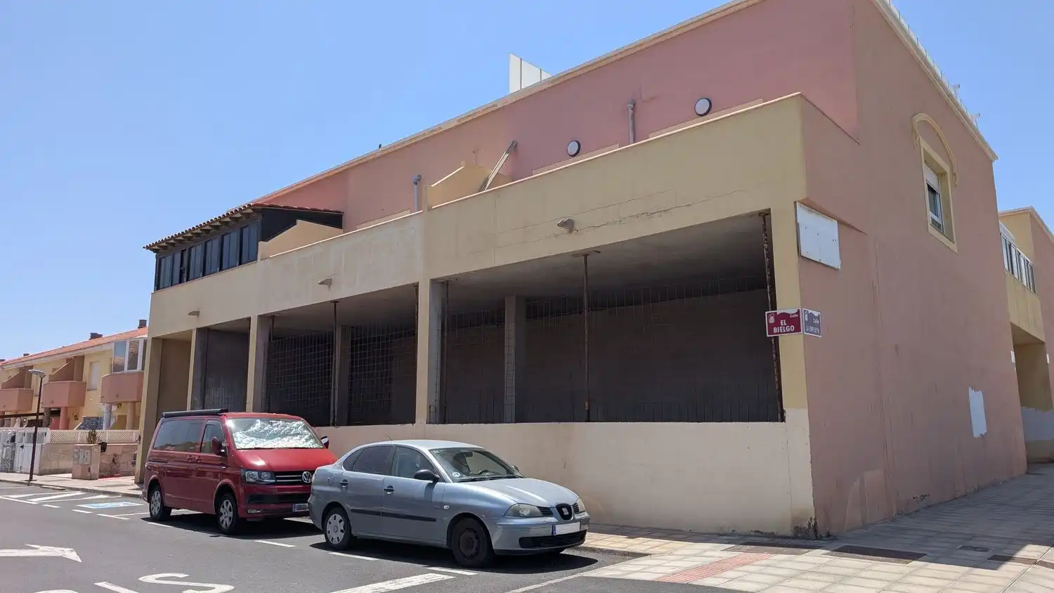 Vista exterior de Local en venta en Puerto del Rosario