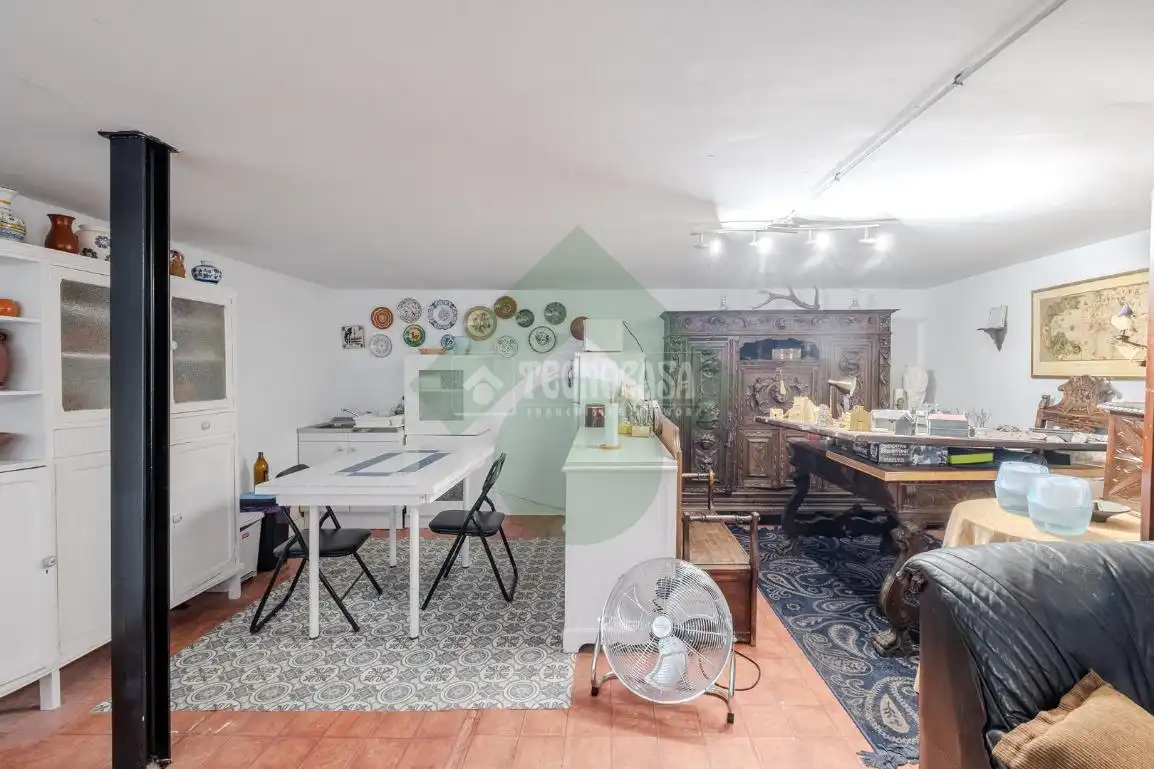 Casa adosada en venta en Serranillos del Valle con Calefacción y Jardín privado