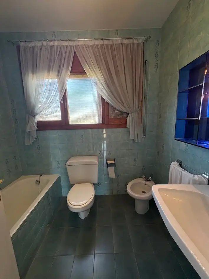 Bany de Casa o xalet en venda en Vimbodí i Poblet amb Aire condicionat, Calefacció i Jardí privat