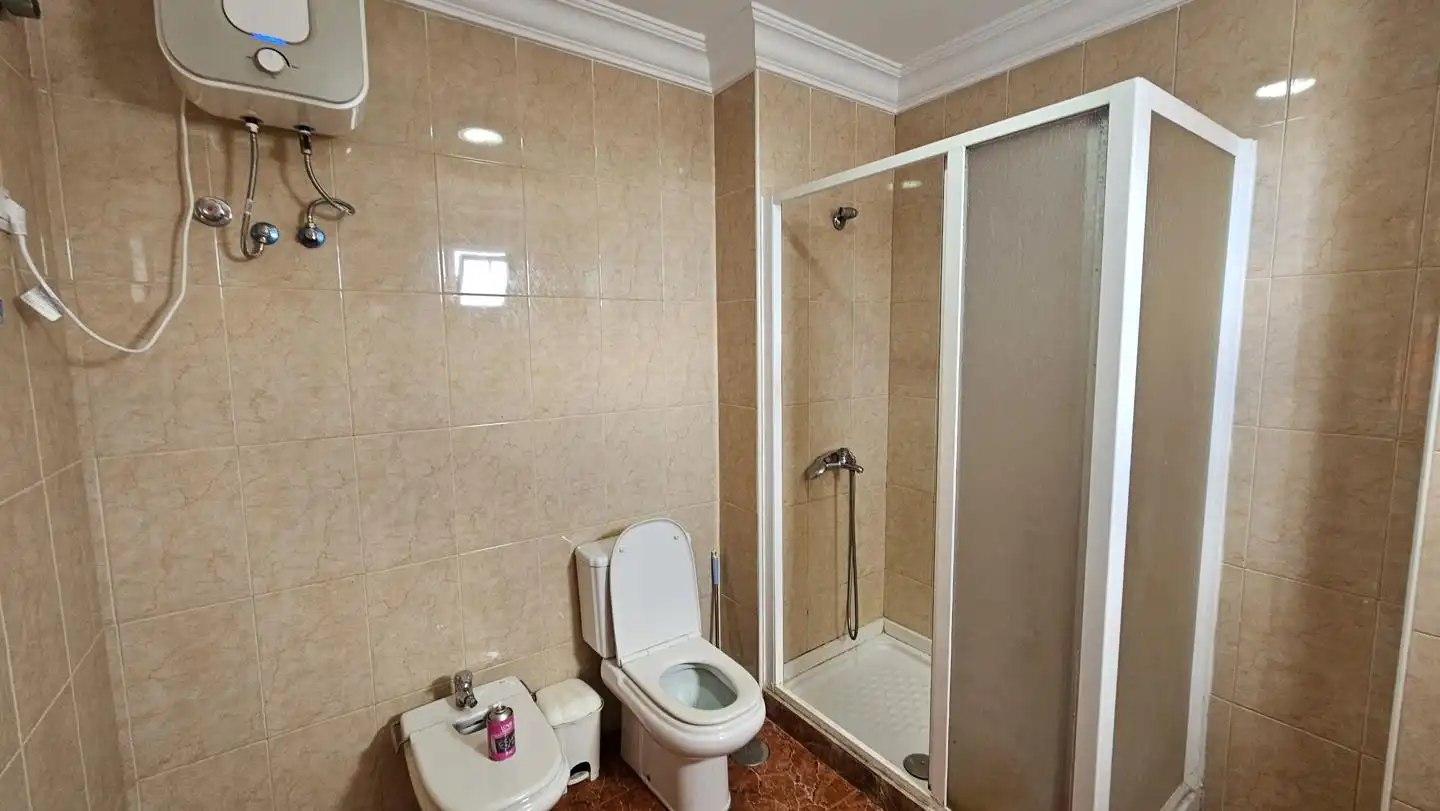 Baño de Piso de alquiler en San Bartolomé de Tirajana con Terraza y Amueblado