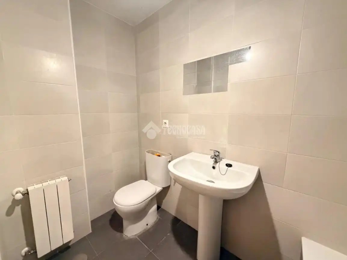 Baño de Piso en venta en Arredondo con Calefacción y Piscina comunitaria