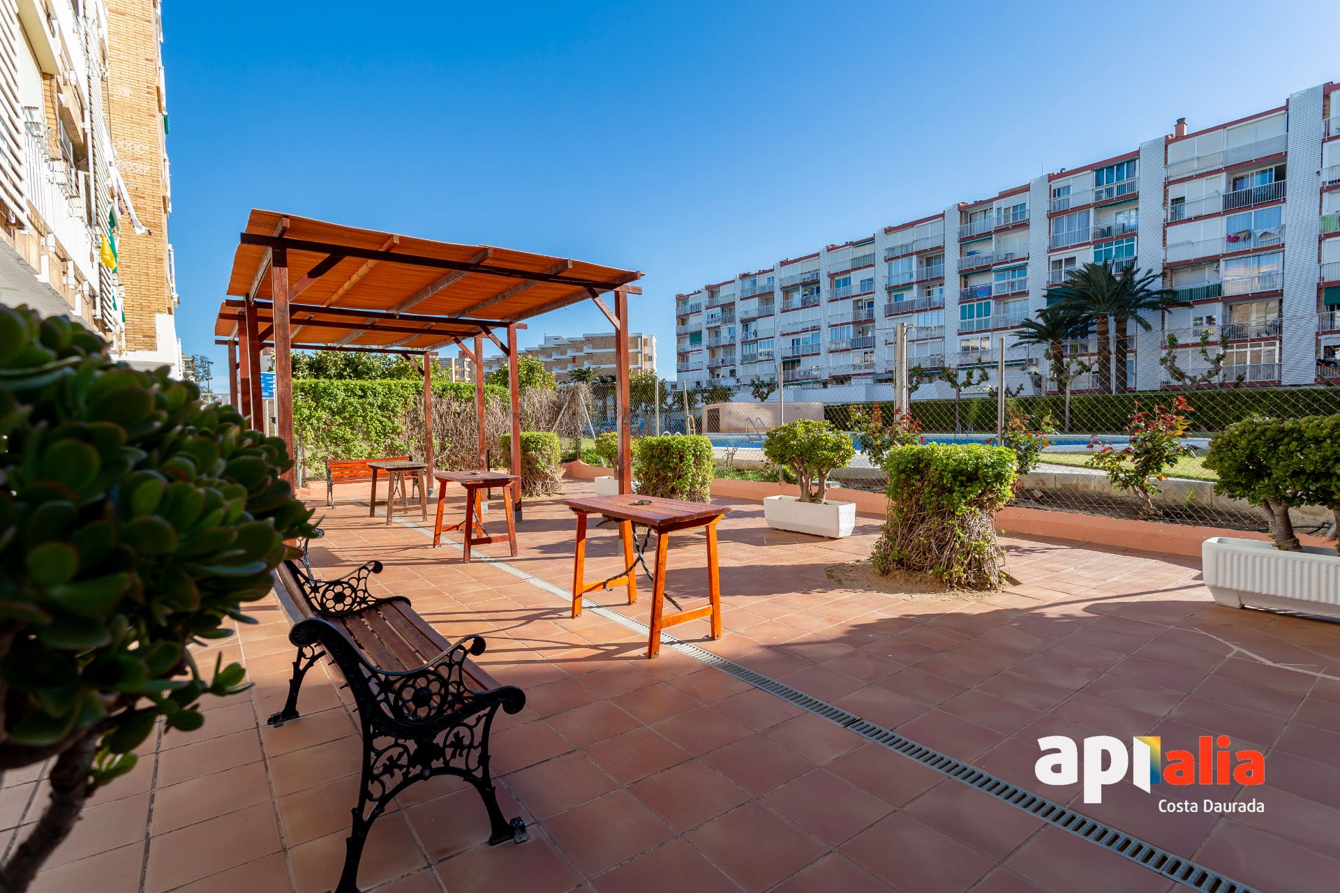 Terraza de Estudio en venta en Vila-seca con Aire acondicionado, Calefacción y Piscina comunitaria