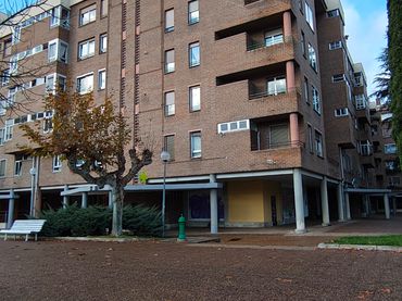 Flat with lift for sale in Calle de Bartolomé de Carranza 48