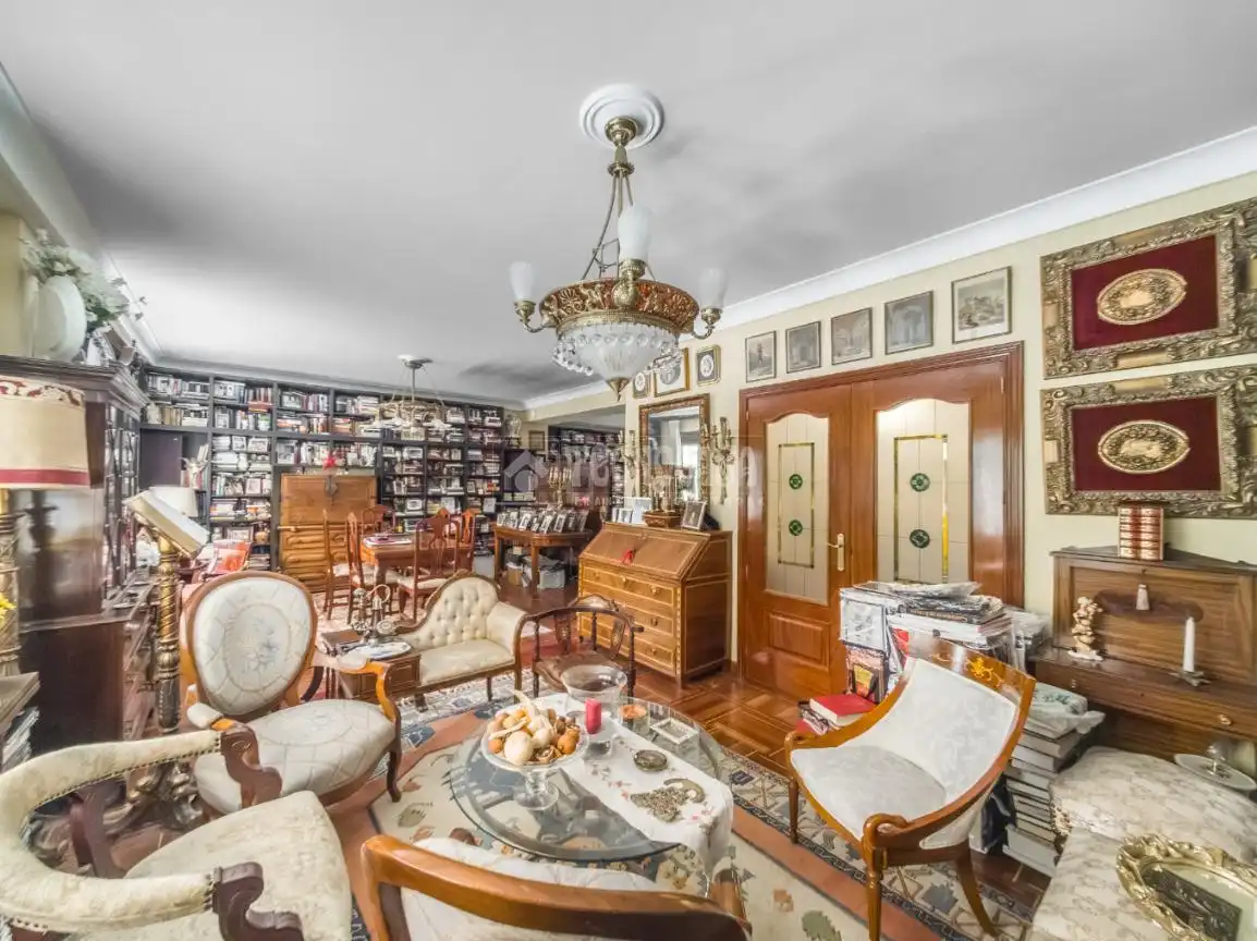 Sala de estar de Piso en venta en Madrid con Aire acondicionado, Calefacción y Parquet