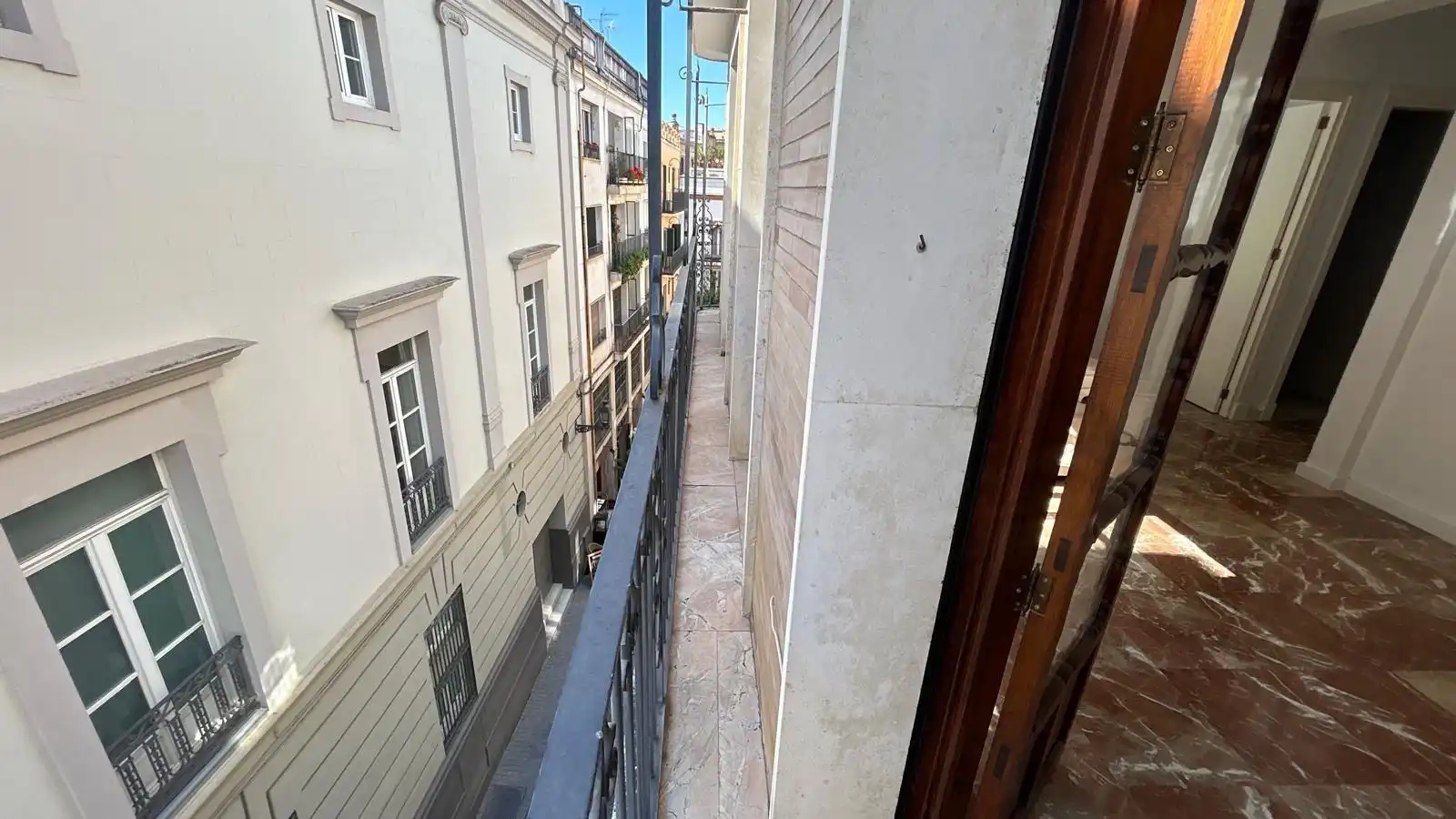 Terrassa de Pis de lloguer en Sevilla amb Aire condicionat i Balcó