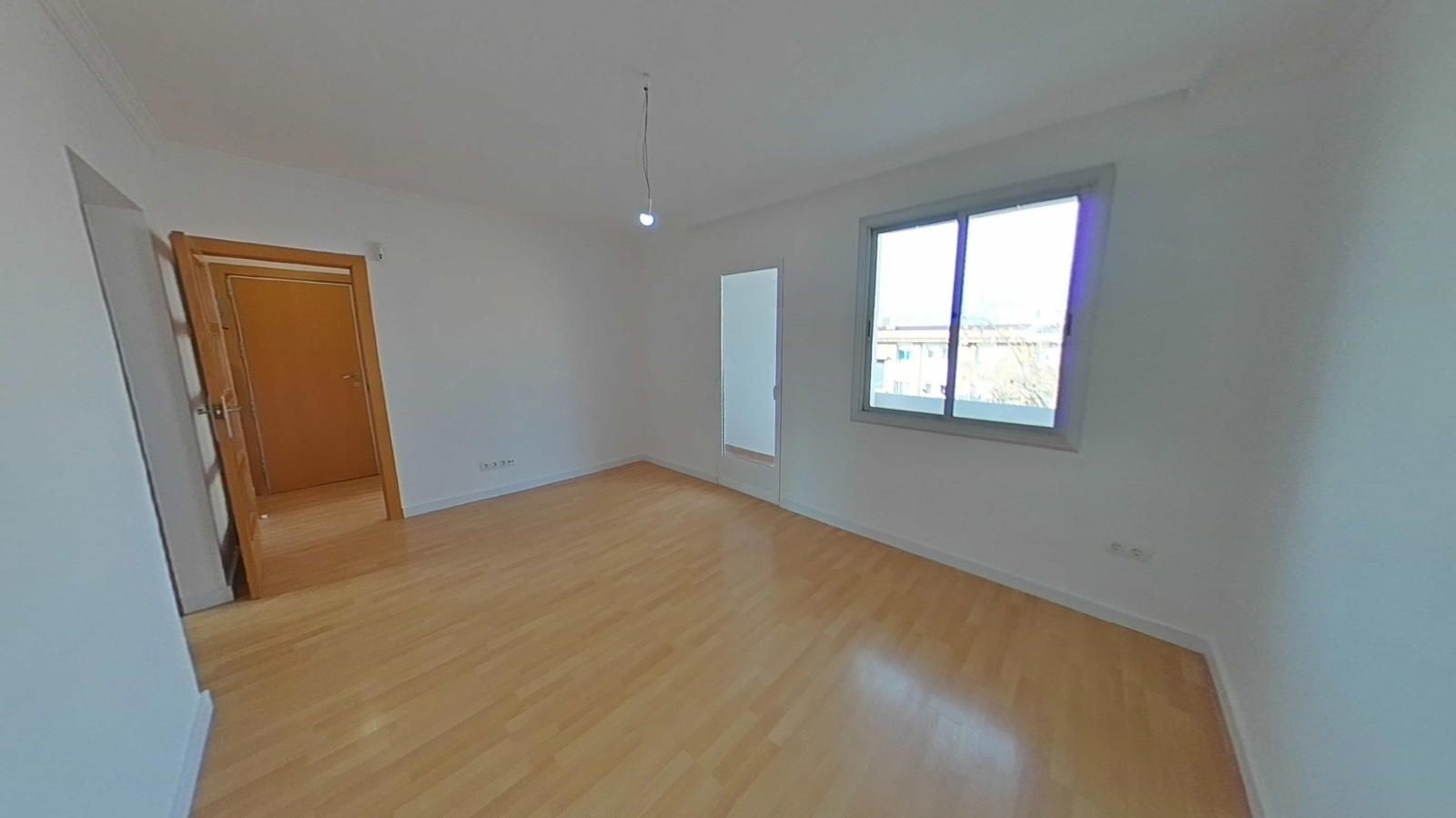 Bedroom of Flat for sale in Sabadell  with Parquet flooring, Terrace and Balcony