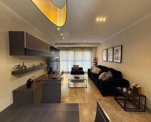 Living room of Flat for sale in  Valencia Capital  with Air Conditioner, Heating and Parquet flooring