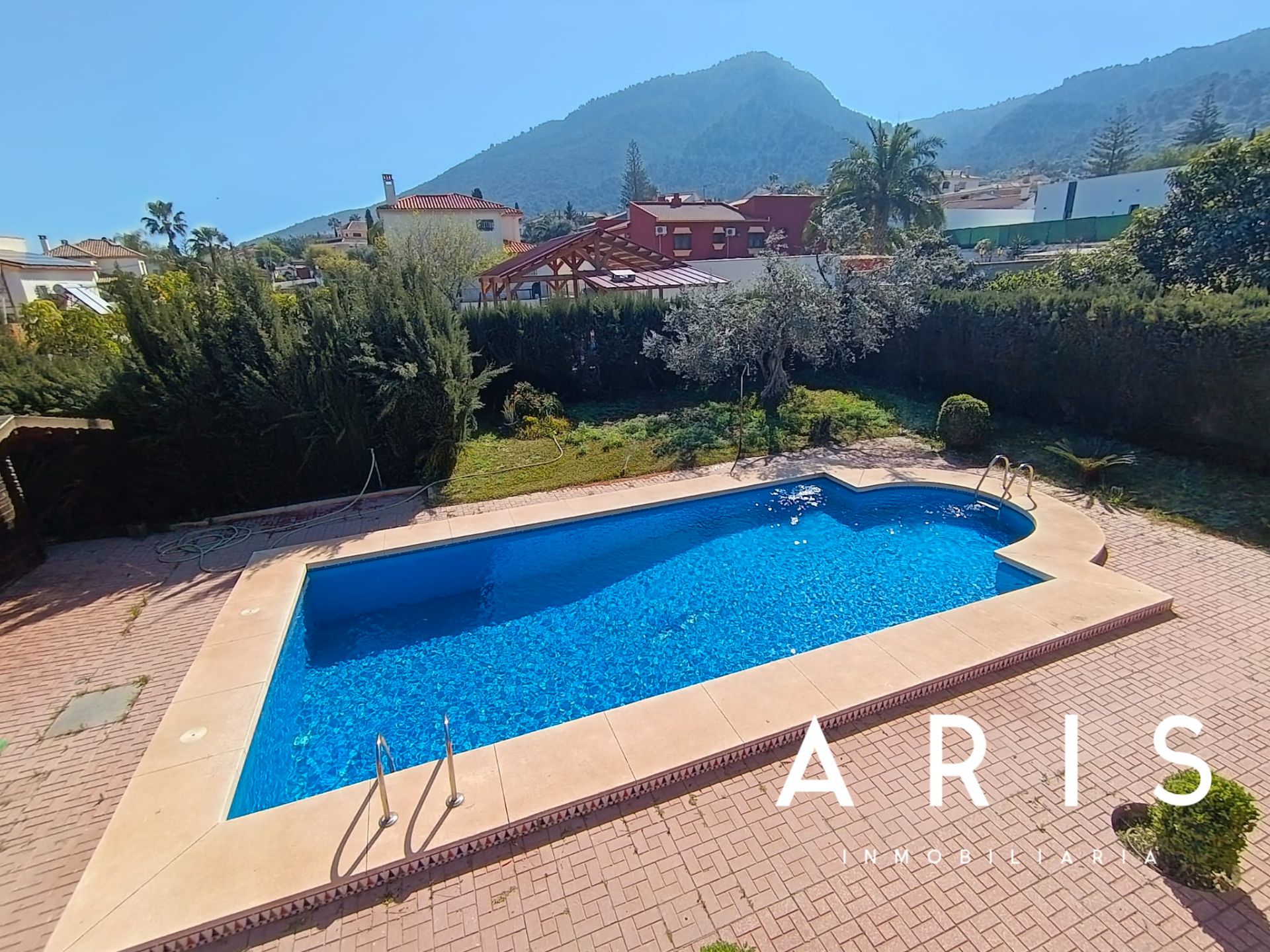 Jardín de Casa o chalet en venta en Alhaurín de la Torre con Aire acondicionado, Calefacción y Jardín privado