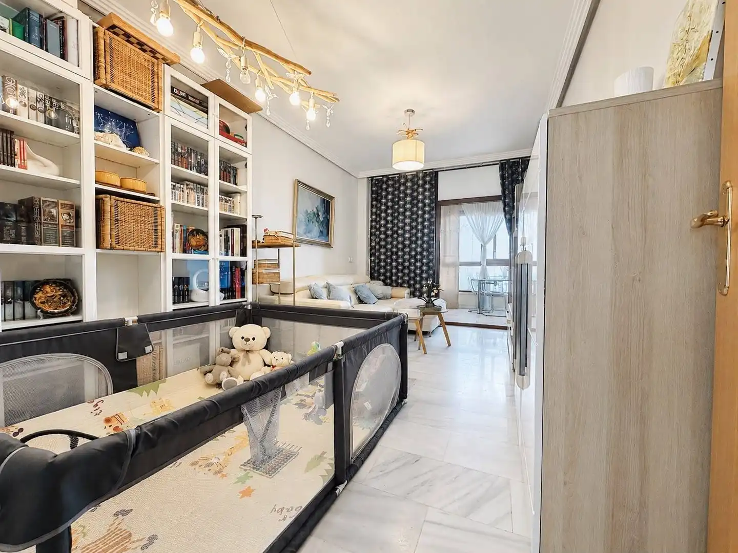 Flat with pool for sale in Calle Calle Presidente Adolfo Suárez, imagen 2