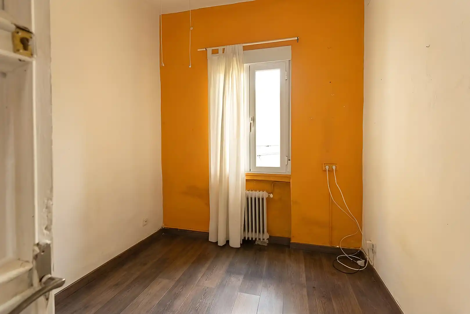 Habitación de Piso en venta en Madrid con Calefacción