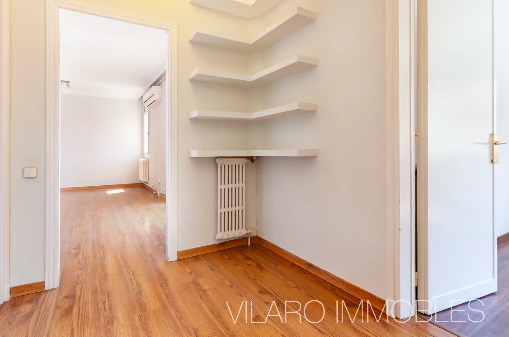 Habitación de Piso en venta en Terrassa con Aire acondicionado, Calefacción y Parquet