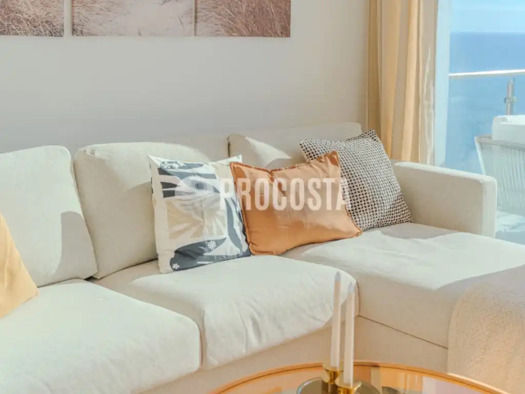 Sala d'estar de Casa adosada en venda en Almuñécar amb Aire condicionat, Calefacció i Terrassa