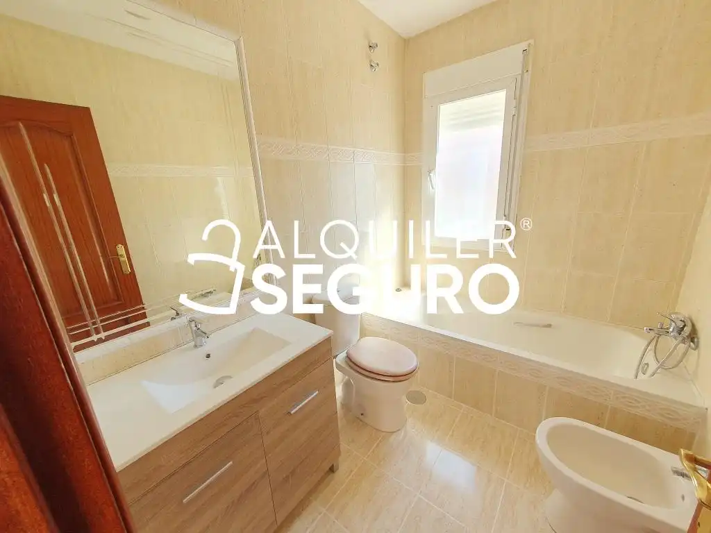 Houses for rent in Batres  with Heating, Terrace and Swimming Pool