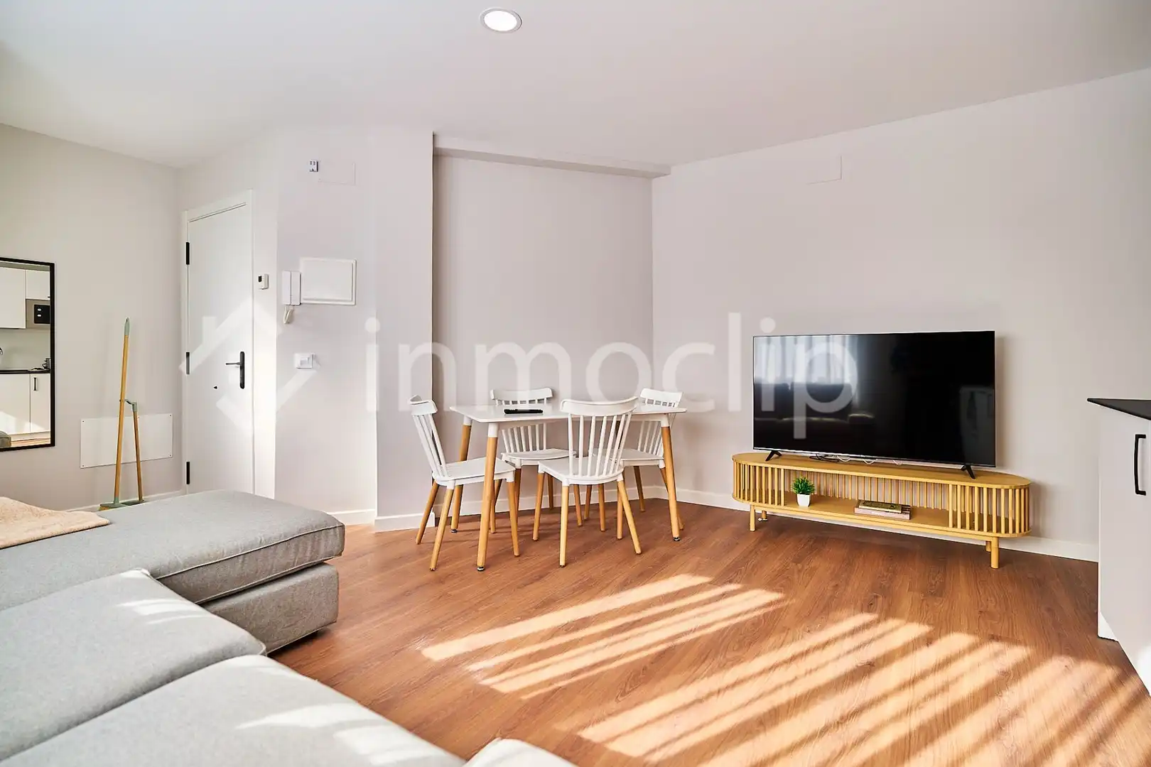 Flat for rent in PASEO DE LA ESTACIÓN, Garrido Sur