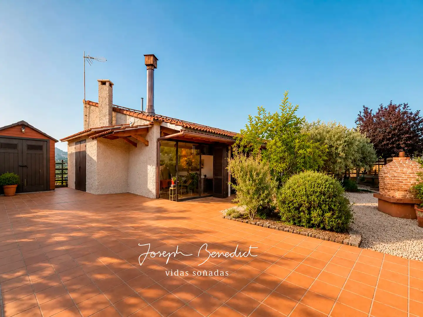 Garden of Houses for sale in Torrelles de Llobregat  with Air Conditioner, Heating and Private garden