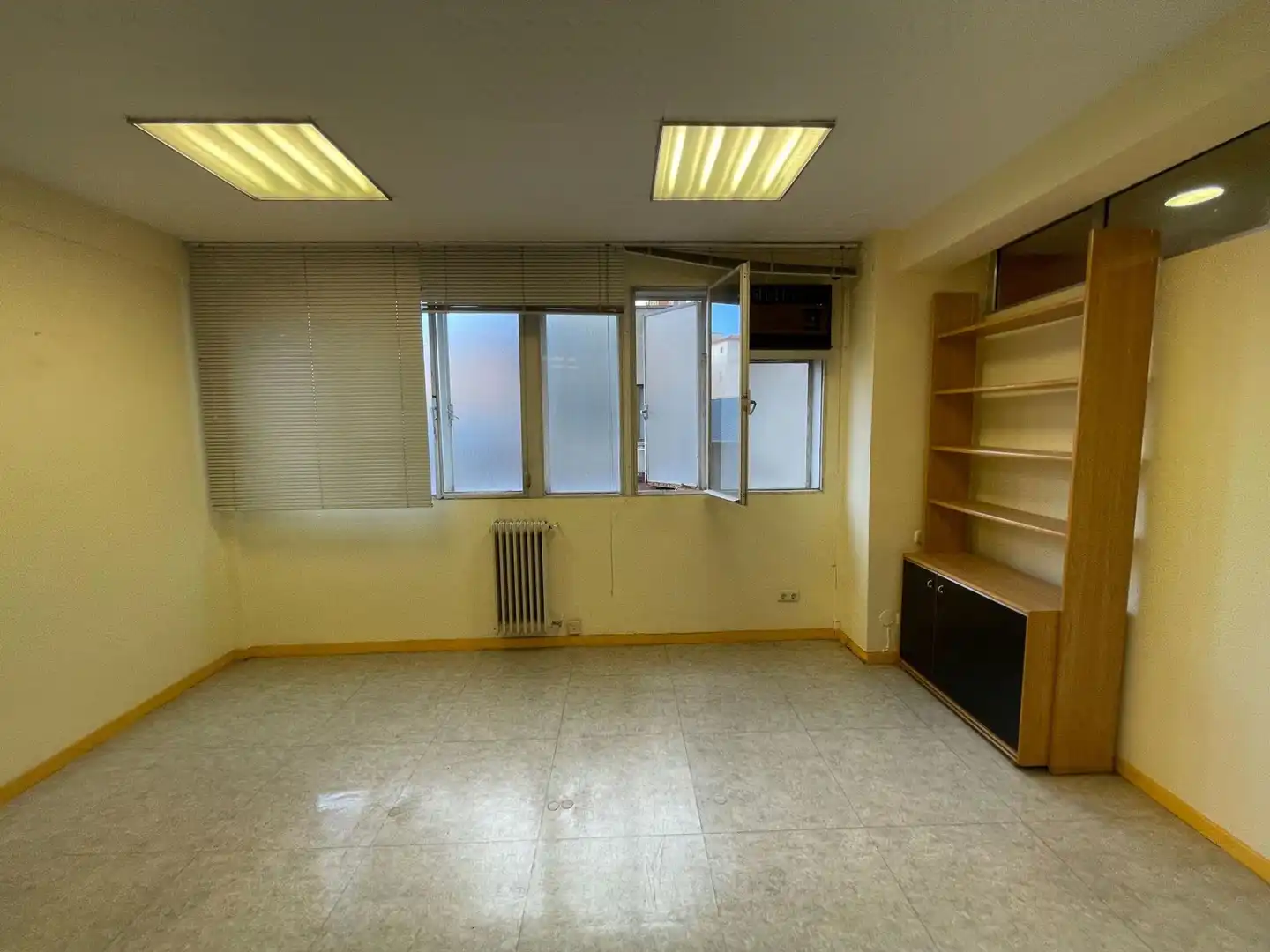 Office space to rent in CALLE ZORRILLA 46, imagen 33