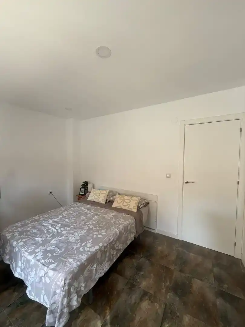Habitación de Piso en venta en Elche / Elx con Aire acondicionado