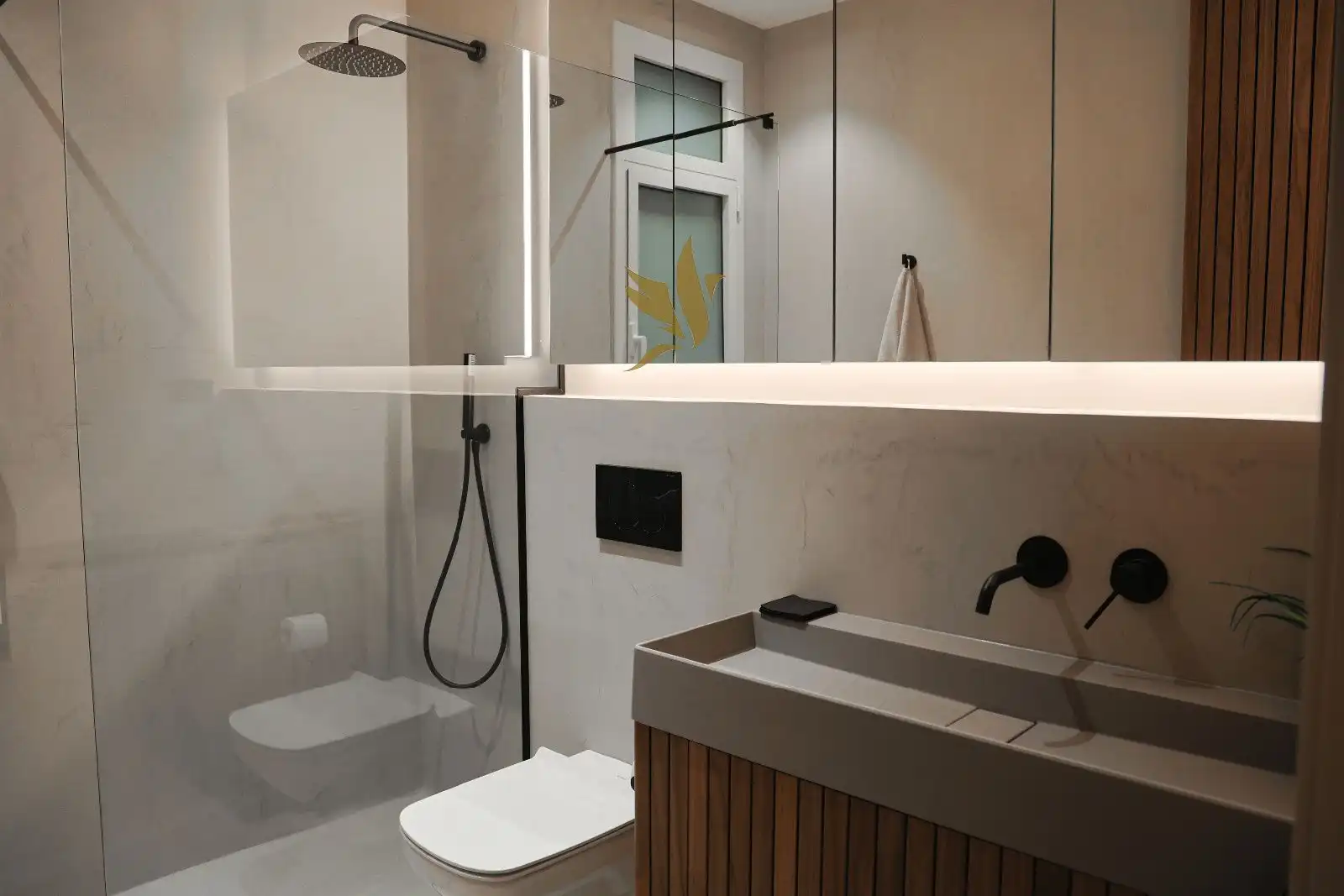 Baño de Piso en venta en Barcelona con Aire acondicionado, Calefacción y Terraza
