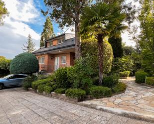 Jardí de Casa o xalet en venda en El Escorial amb Calefacció, Jardí privat i Piscina