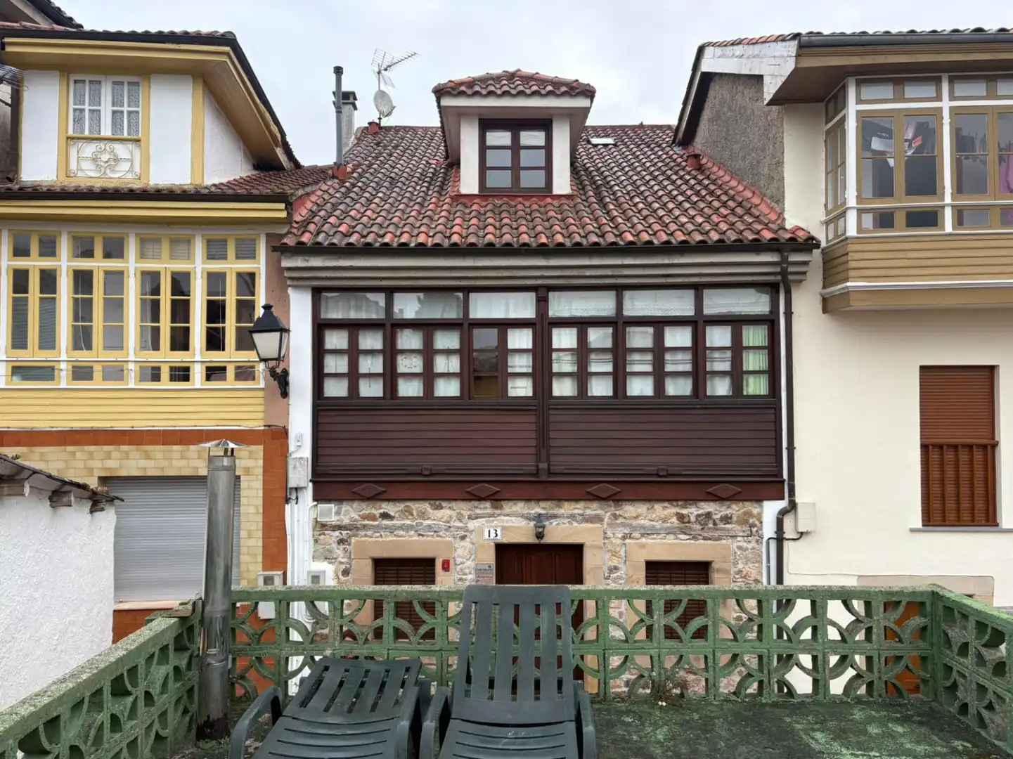 Vista exterior de Casa adosada en venta en Cabranes con Calefacción y Terraza