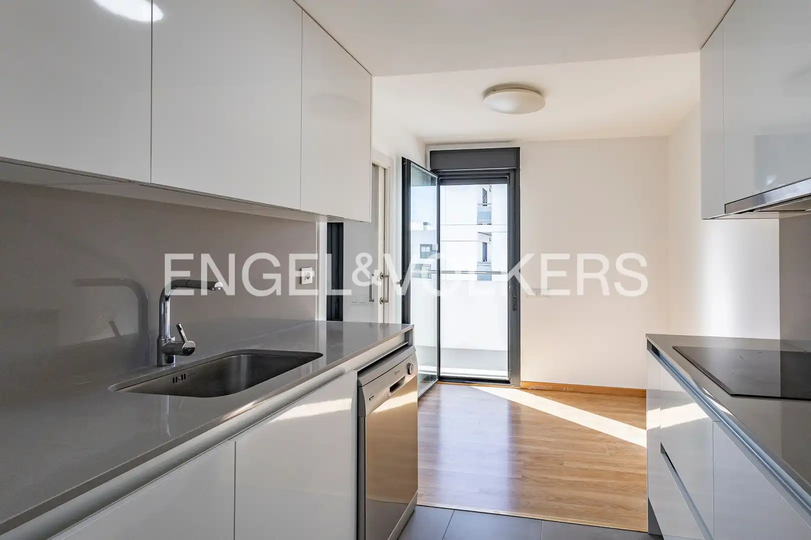 Cocina de Piso en venta en Sant Just Desvern con Aire acondicionado, Calefacción y Jardín privado