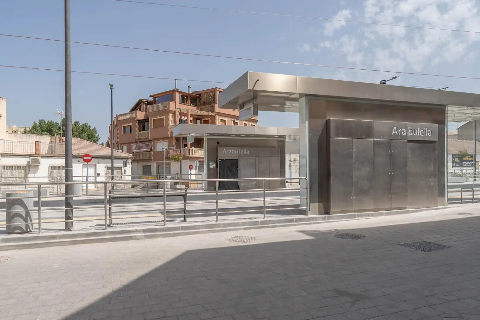 Vista exterior de Planta baixa en venda en Churriana de la Vega amb Terrassa
