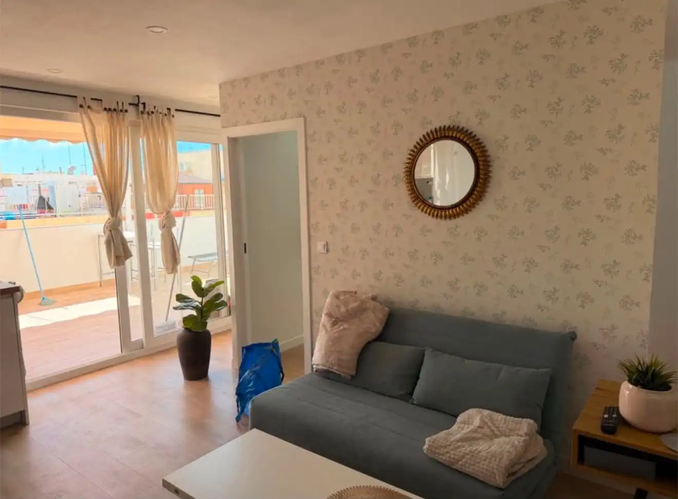 Living room of Attic for rent in Sagunto / Sagunt  with Air Conditioner, Terrace and Furnished