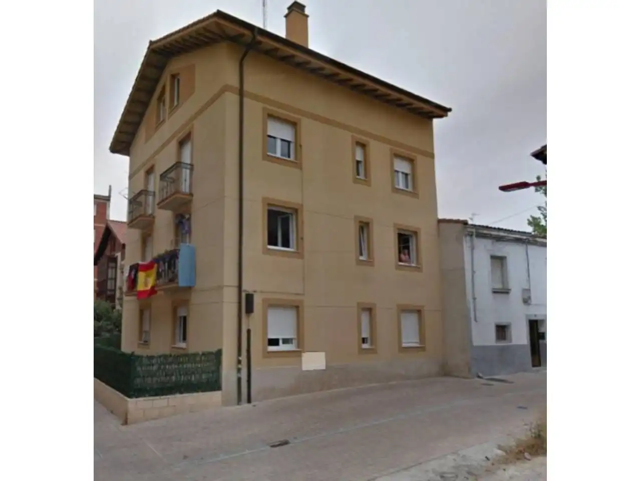 Vista exterior de Piso en venta en Miranda de Ebro con Trastero