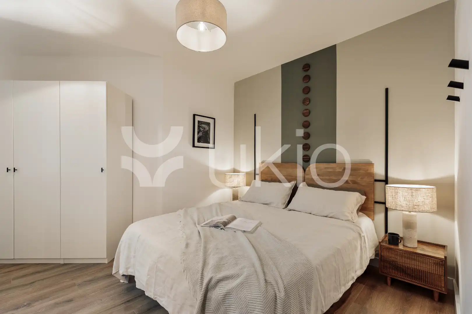 Dormitori de Apartament de lloguer en Barcelona amb Aire condicionat, Calefacció i Terrassa