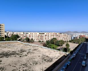 Vista exterior de Pis en venda en Las Palmas de Gran Canaria