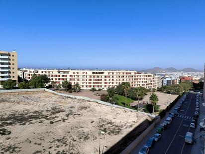 Vista exterior de Pis en venda en Las Palmas de Gran Canaria