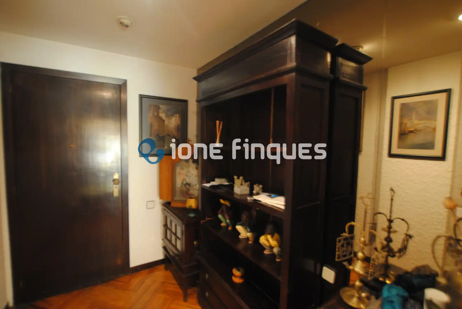 Wohnung zum Verkauf in Barcelona mit Heizung, Privatgarten und Abstellraum