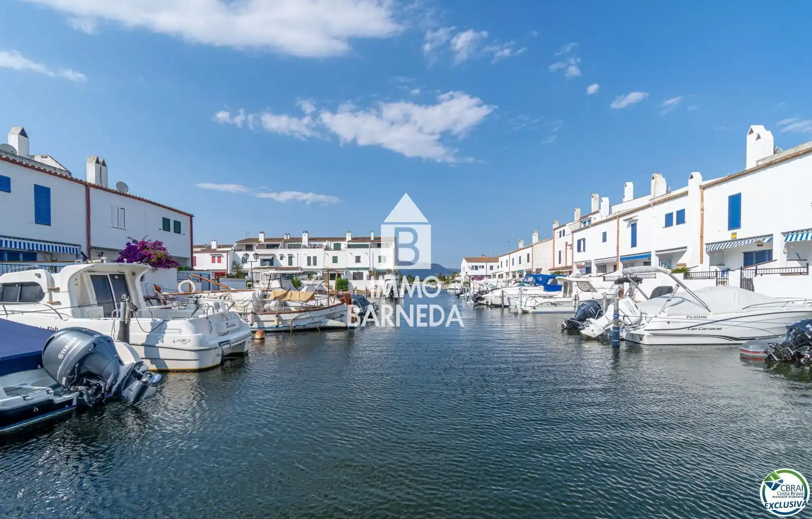 Exterior view of Houses for sale in Empuriabrava  with Air Conditioner, Heating and Terrace