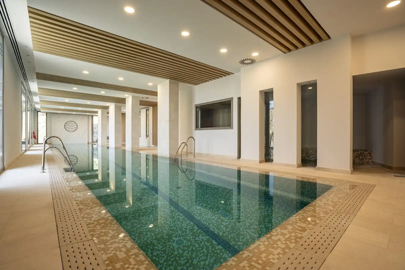 Piscina de Planta baixa en venda en Benahavís amb Aire condicionat, Calefacció i Jardí privat