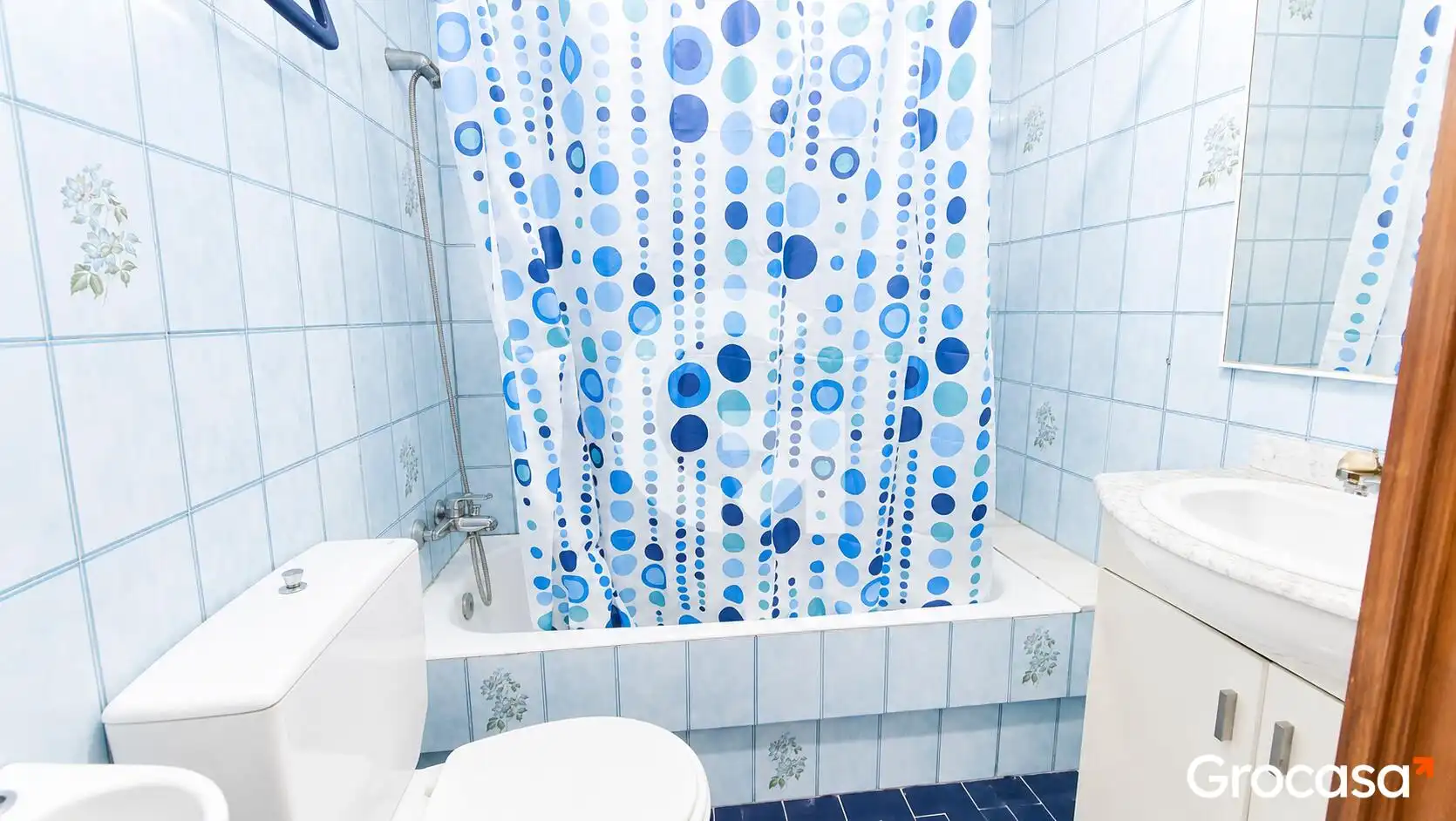 Baño de Piso en venta en Vilanova i la Geltrú con Calefacción, Horno y Balcón