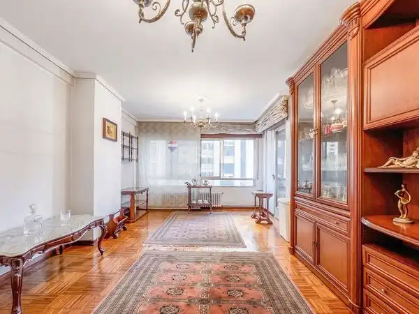 Living room of Flat for sale in Vigo   with Heating, Parquet flooring and Storage room