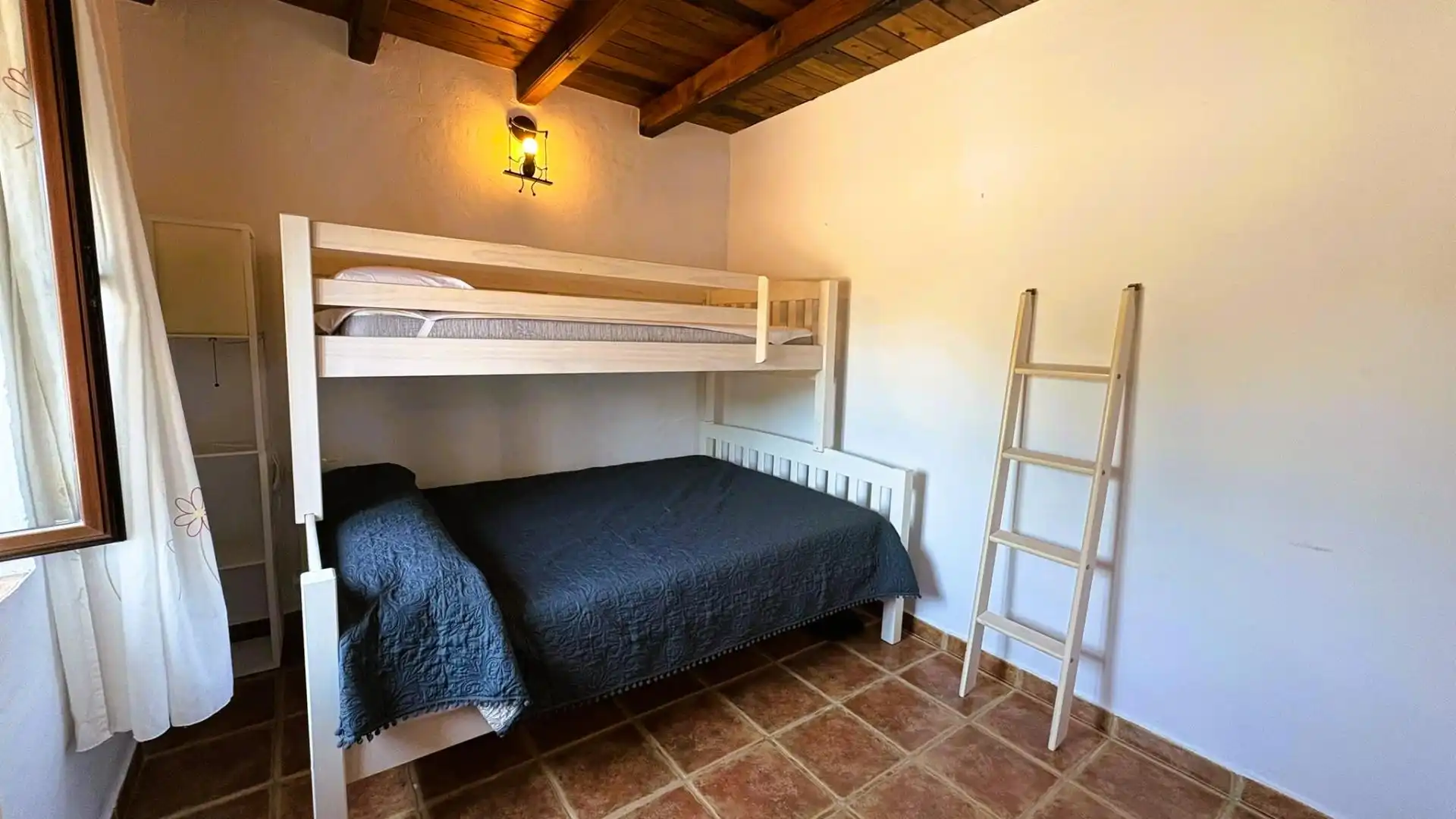 Dormitori de Casa o xalet en venda en Arcos de la Frontera amb Jardí privat i Piscina