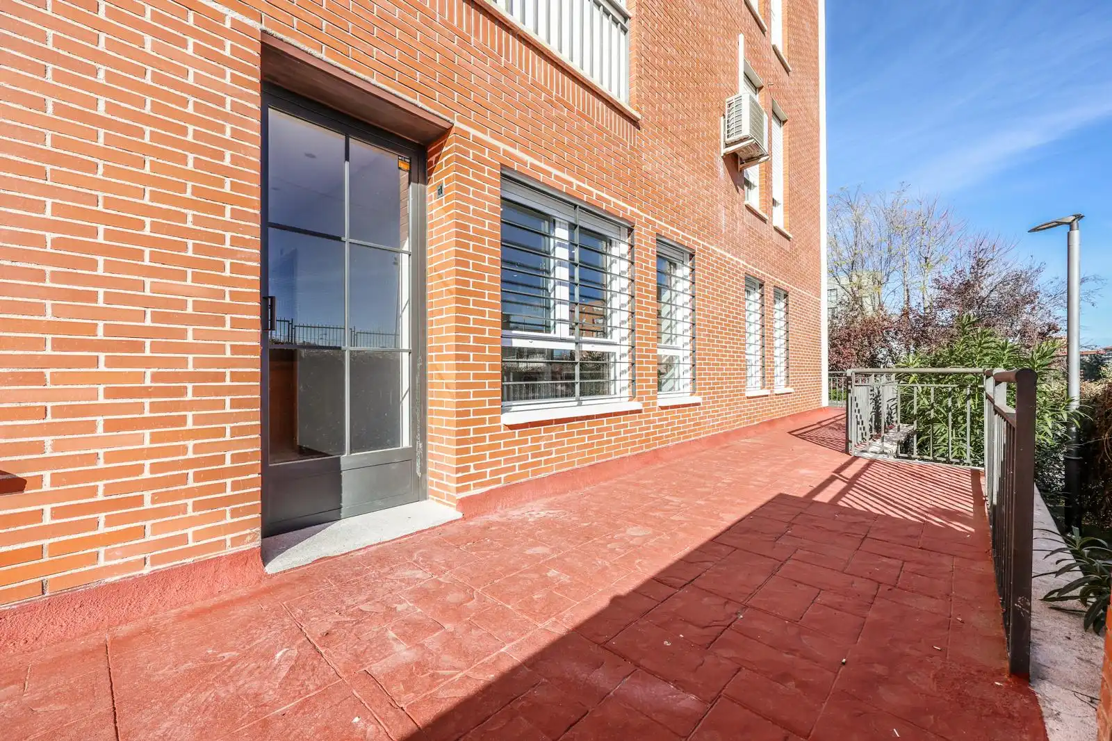Exterior view of Flat for sale in Madrid  with Heating, Oven and Washing machine