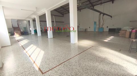 Foto 4 von Fabrikhallen zur Miete in Torrellano, Elche / Elx
