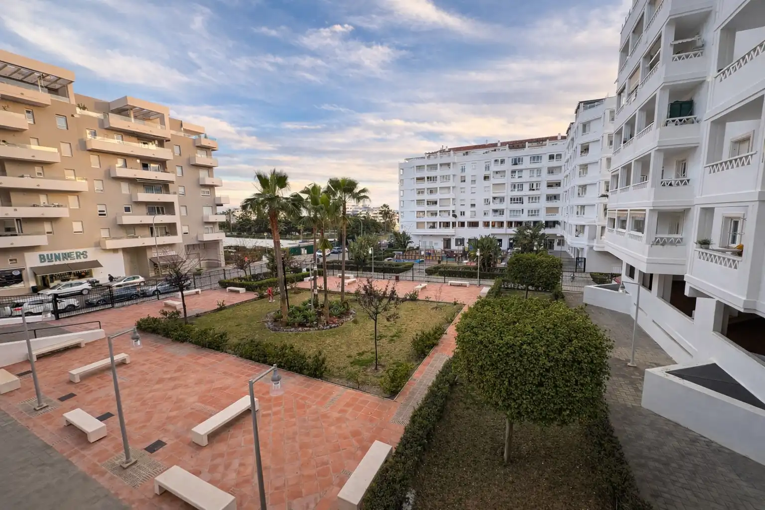 Vista exterior de Pis de lloguer en Marbella amb Aire condicionat, Calefacció i Terrassa