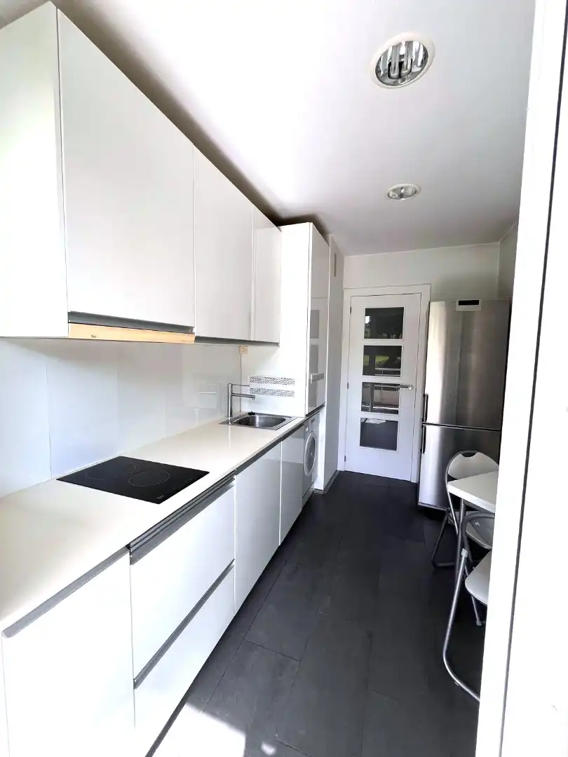 Cocina de Piso en venta en Castro-Urdiales con Calefacción, Jardín privado y Parquet
