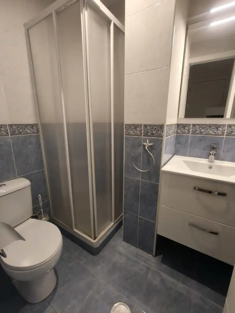 Baño de Casa adosada de alquiler en Monfarracinos, Zamora