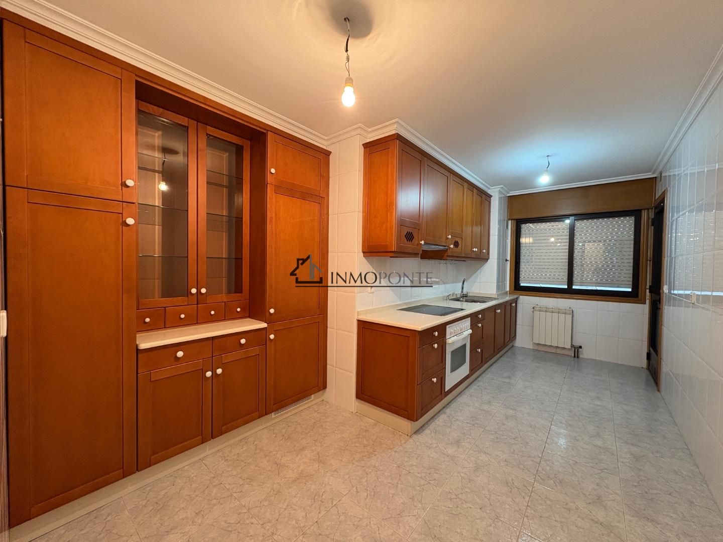 Kitchen of Flat to rent in Pontevedra Capital 