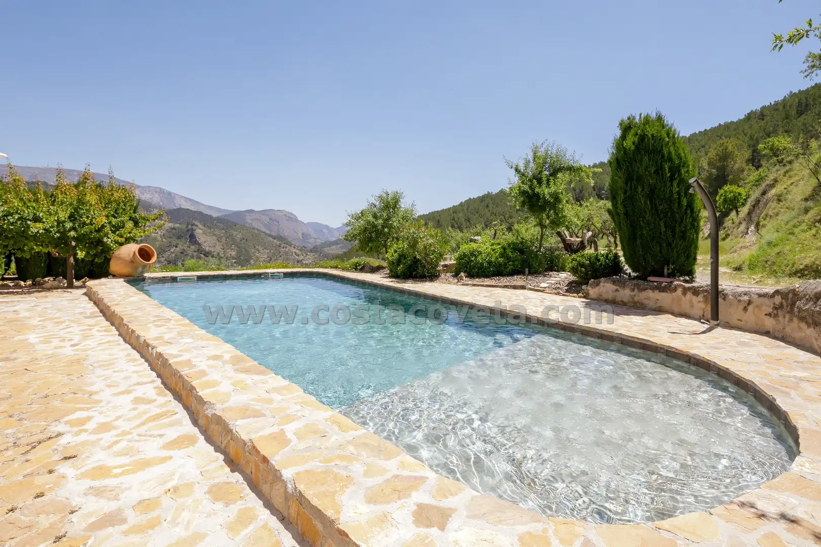 Piscina de Casa o chalet en venta en Relleu con Aire acondicionado, Calefacción y Jardín privado