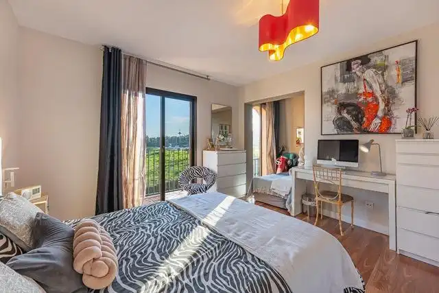 Bedroom of Attic for sale in Estepona  with Air Conditioner, Parquet flooring and Terrace
