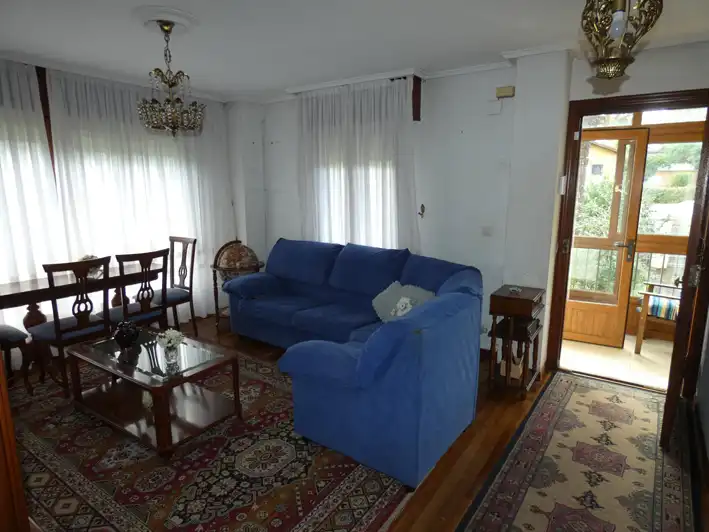 Wohnzimmer von Haus oder Chalet zum Verkauf in Bárcena de Cicero mit Heizung, Privatgarten und Möbliert