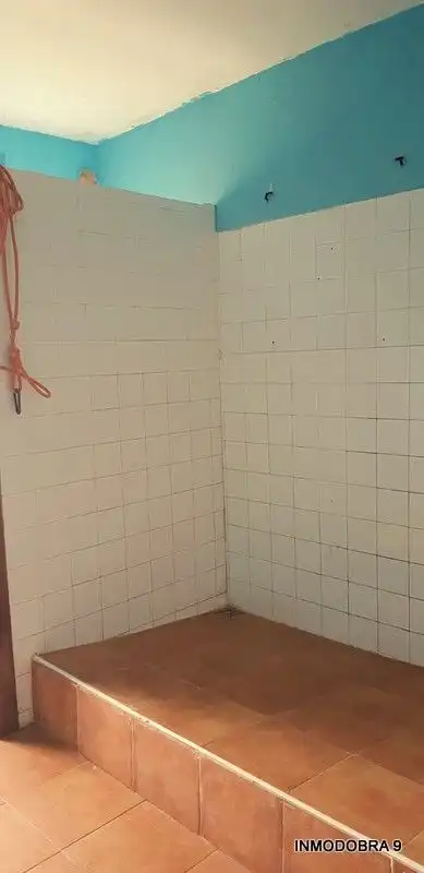 Baño de Local de alquiler en Val de San Vicente 
